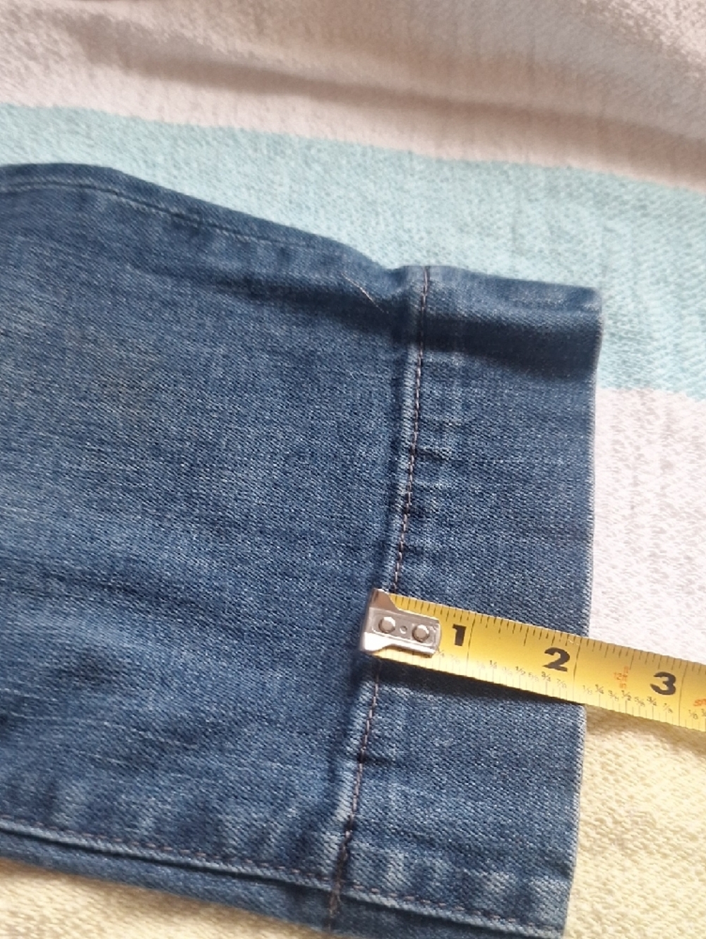 Kut from the Kloth Dark Blue Cropped Jeans - Picture 10 of 10